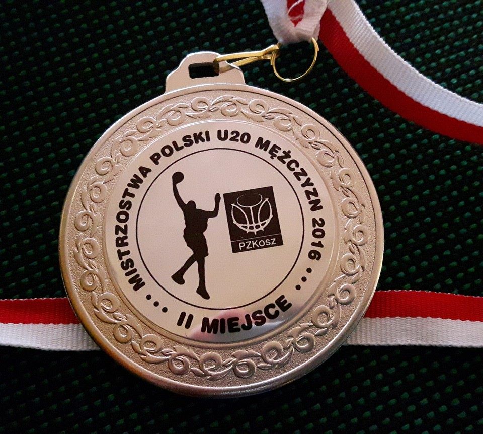 00mlodziez srebrny medal